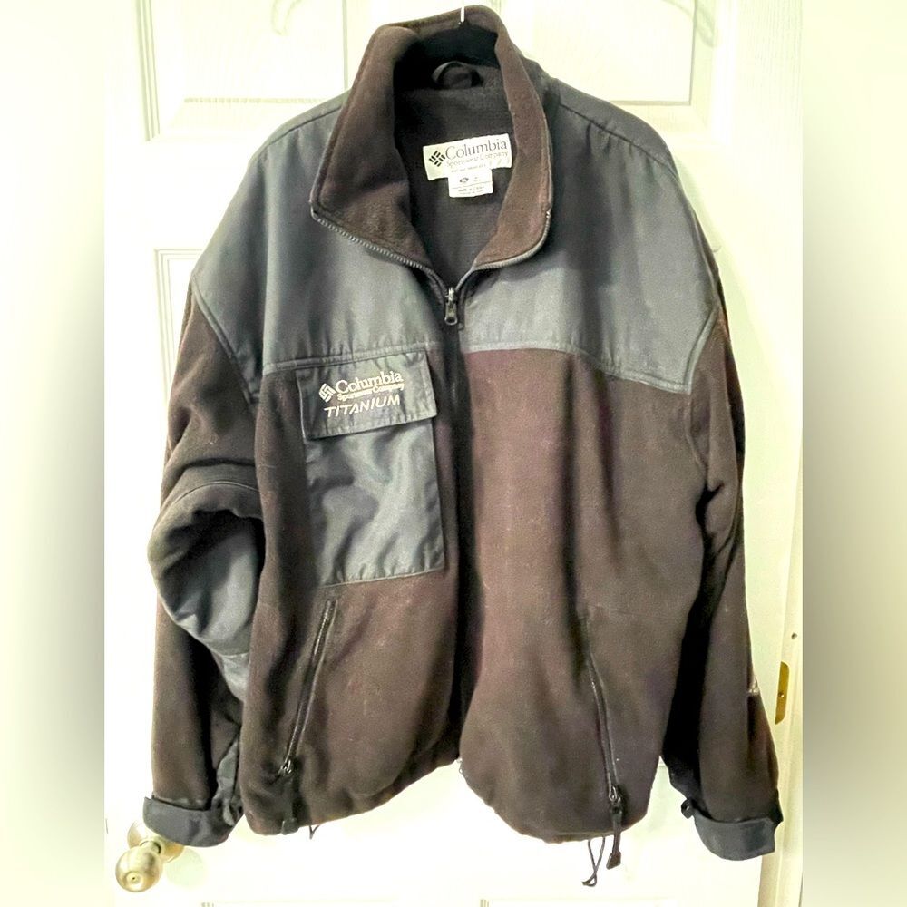 Columbia Titanium Mens size XL Jacket Coat Grey Black Omni Tech Fleece